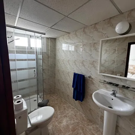 Residencia Cardona Hostel Arrecife (Lanzarote)