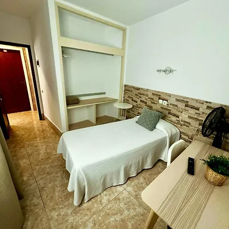 Hostel Residencia Cardona Arrecife (Lanzarote)