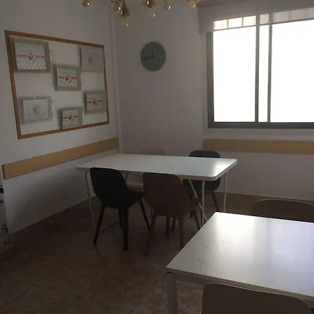 Residencia Cardona אכסניה *